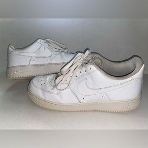 NIKE AIR FORCE 1 LOW ALL WHITE MENS SIZE 13 SNEAKERS